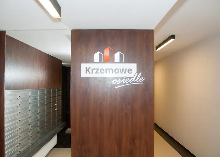 Cybernetyki Mokotow Апартаменты *